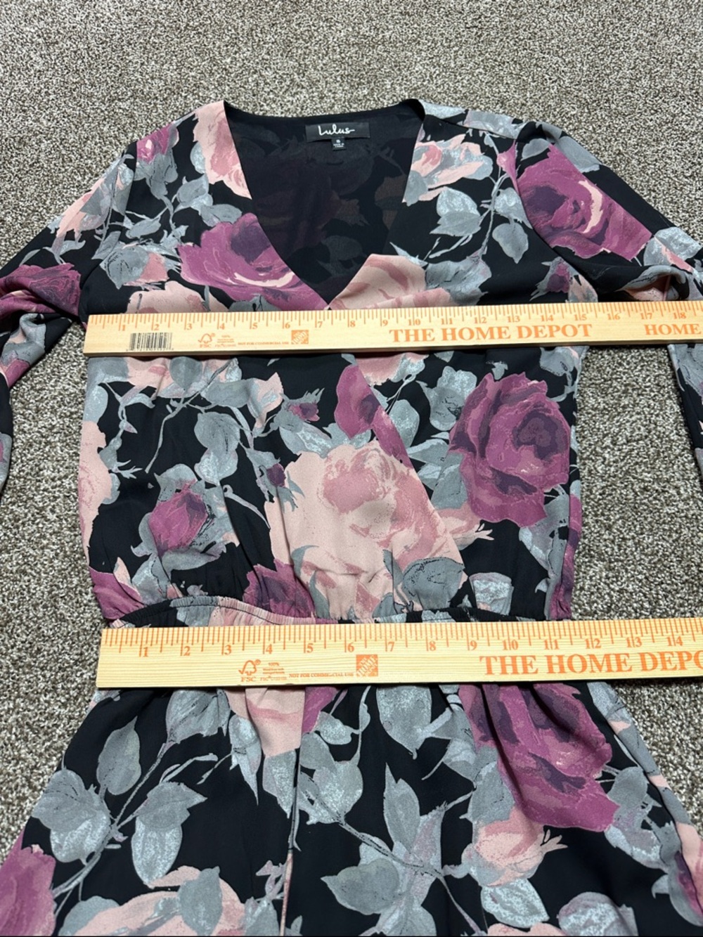 Lulu’s what’s bloomin floral print romper with 3/4 bell sleeves small - Picture 5 of 8